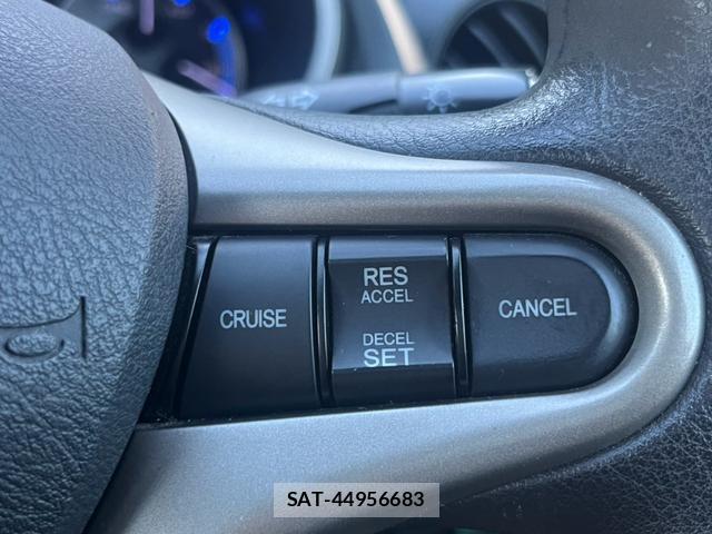 Honda FIT HYBRID 2010-12 8769971-13