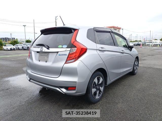 Honda FIT 2019-09 8768932-4