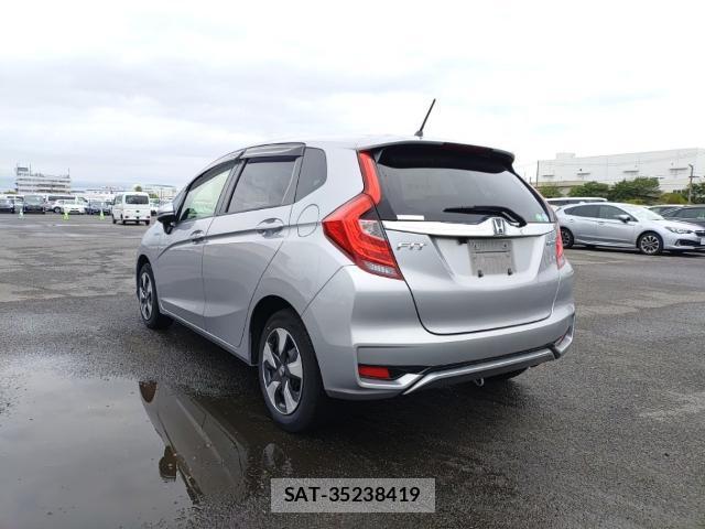 Honda FIT 2019-09 8768932-5