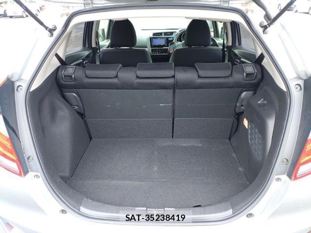 Honda FIT 2019-09 8768932-7