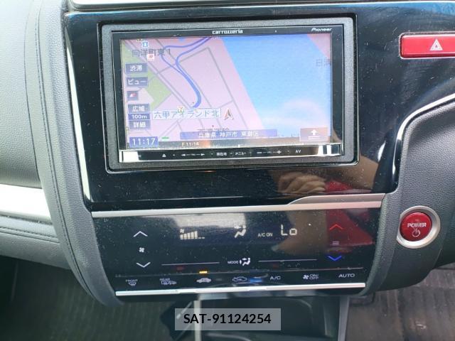 Honda FIT 2015-08 8768935-10
