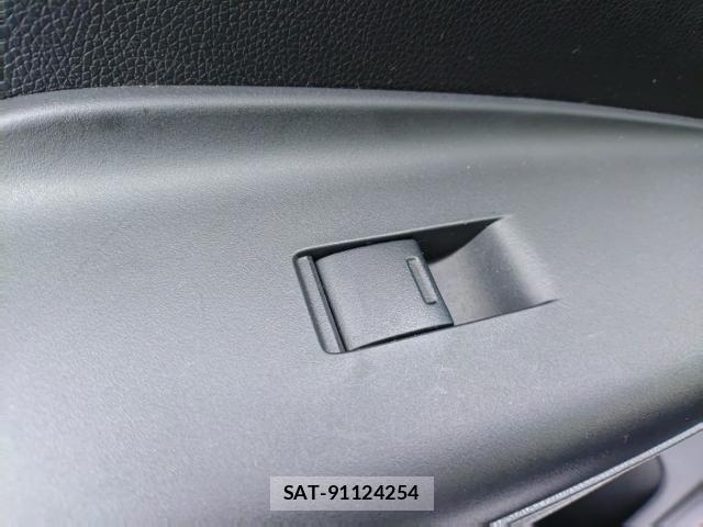 Honda FIT 2015-08 8768935-12