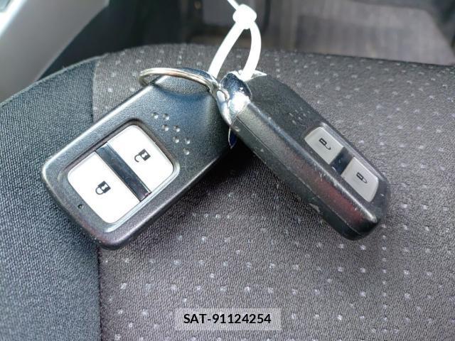 Honda FIT 2015-08 8768935-14