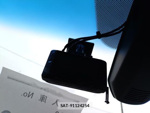 Honda FIT 2015-08 8768935-16