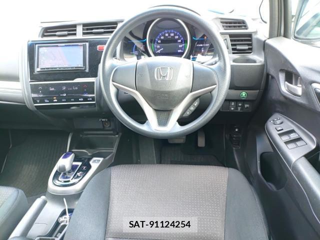 Honda FIT 2015-08 8768935-2