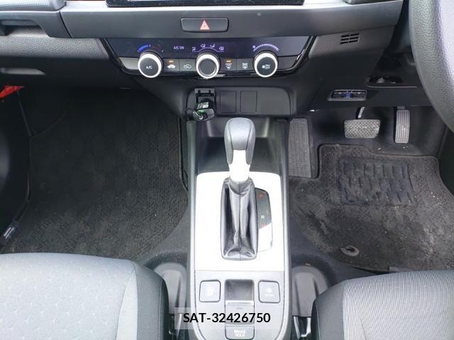 Honda FIT 2021-08 8768936-11