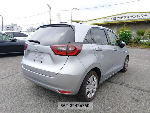 Honda FIT 2021-08 8768936-4