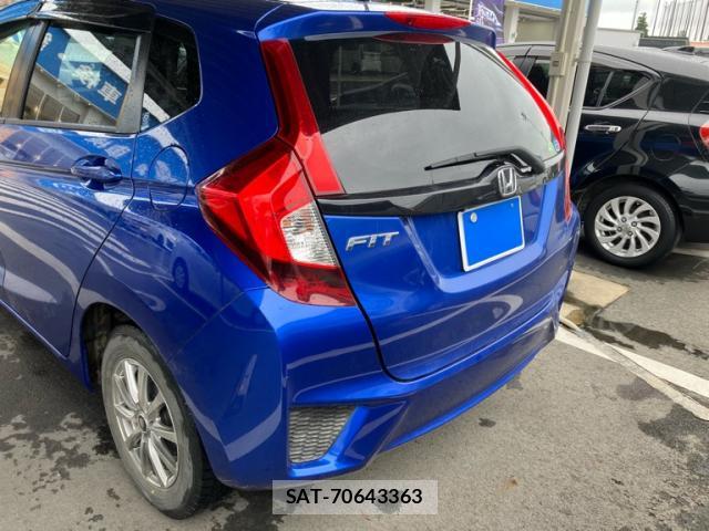 Honda FIT 2014-01 8769788-11