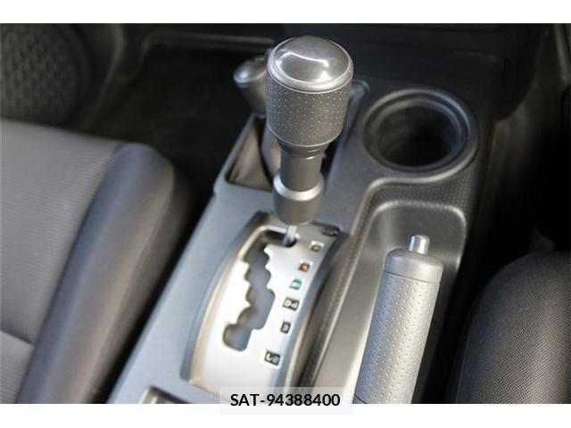 Toyota FJ CRUISER 2014-03 8769025-6