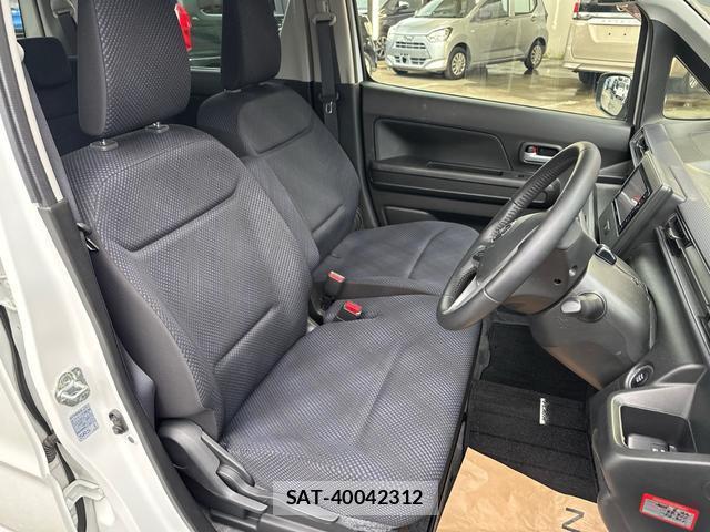Mazda FLAIR 2018-06 8769397-9