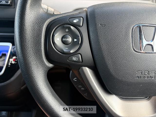 Honda FREED 2017-11 8769969-1
