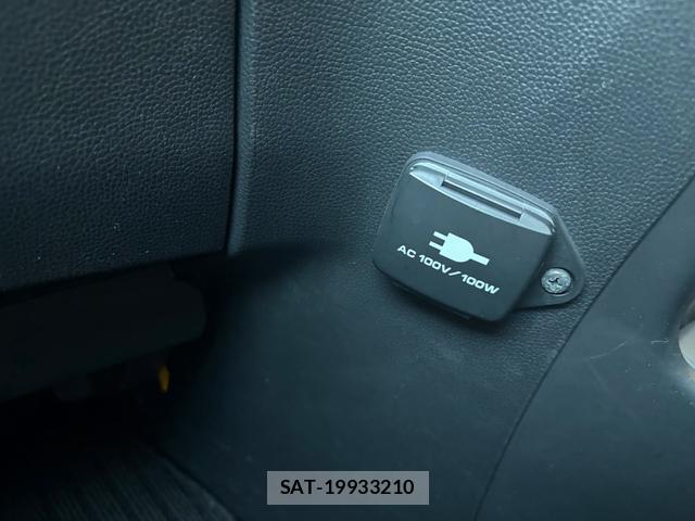 Honda FREED 2017-11 8769969-13