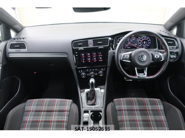 VolksWagen GOLF GTI 2018-03 8768704-4