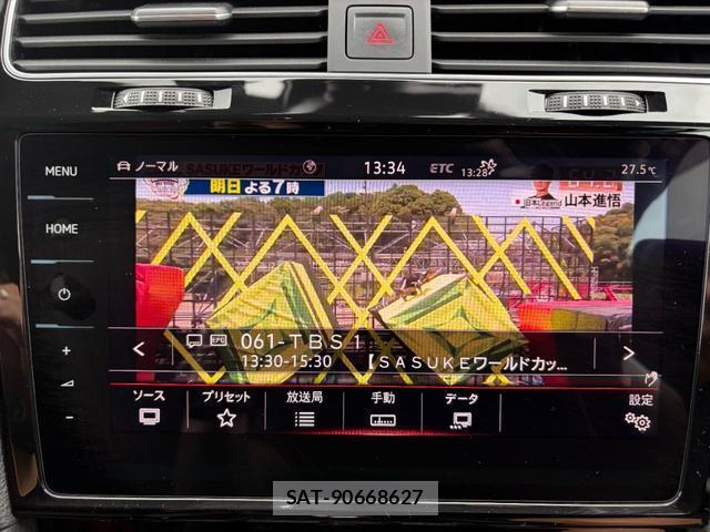 VolksWagen GOLF GTI 2020-02 8769968-11