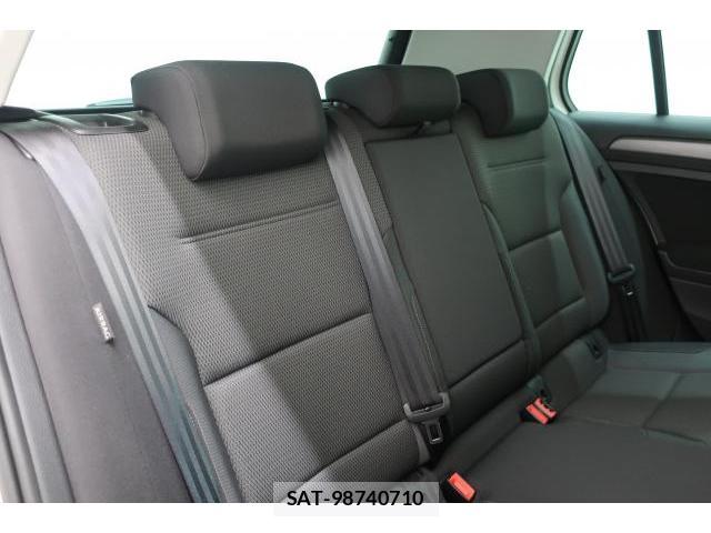 VolksWagen GOLF 2019-08 8768699-11