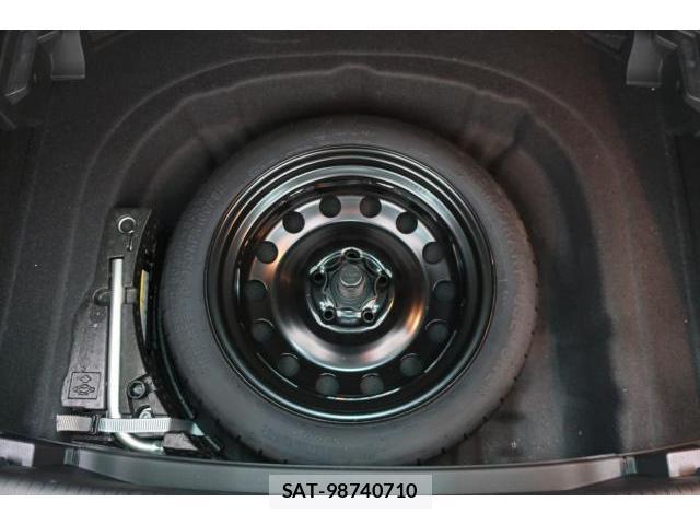 VolksWagen GOLF 2019-08 8768699-16