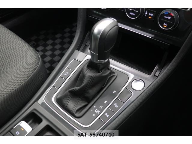 VolksWagen GOLF 2019-08 8768699-9