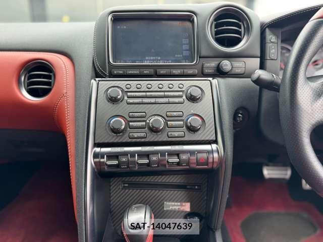 Nissan GT-R 2013-08 8770208-10