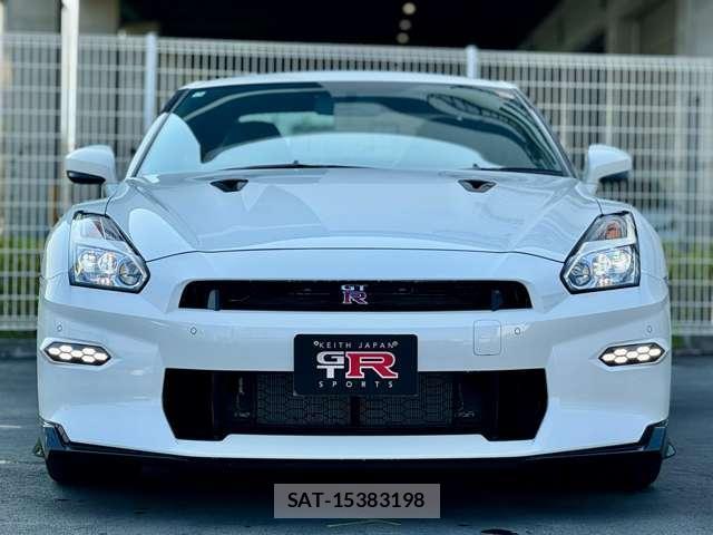Nissan GT-R 2025-04 8770210-1