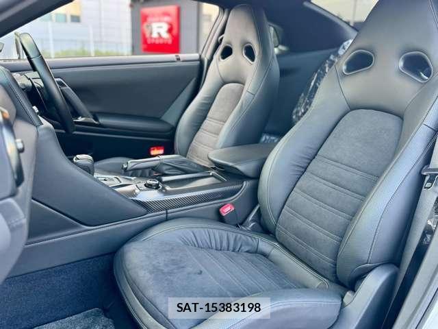 Nissan GT-R 2025-04 8770210-11