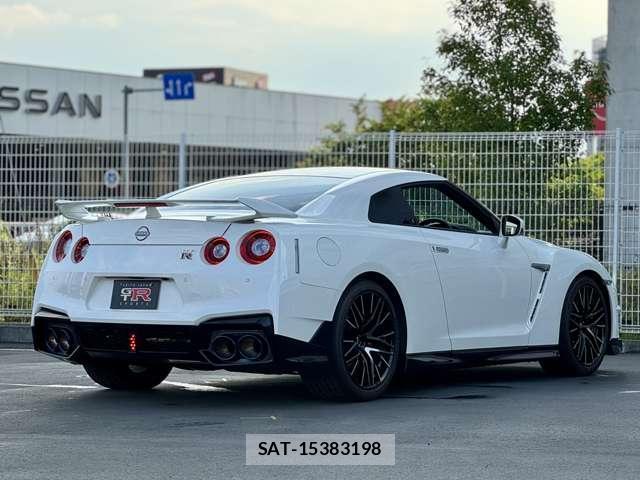 Nissan GT-R 2025-04 8770210-6