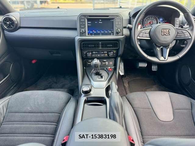 Nissan GT-R 2025-04 8770210-8