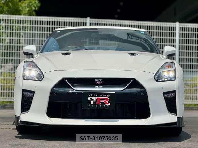 Nissan GT-R 2020-01 8770211-1