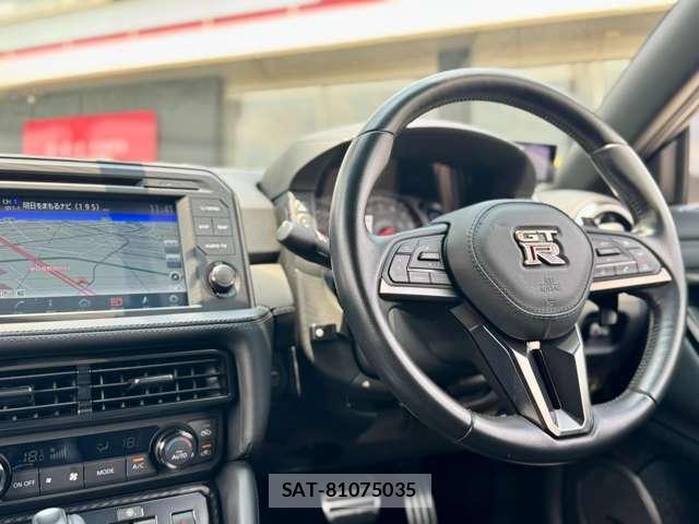 Nissan GT-R 2020-01 8770211-11