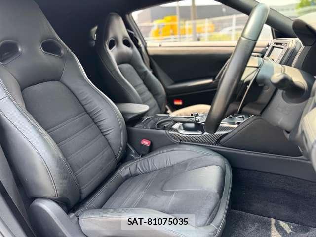 Nissan GT-R 2020-01 8770211-12