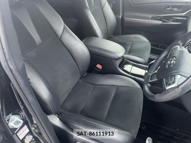 Toyota HARRIER 2015-08 8769437-17