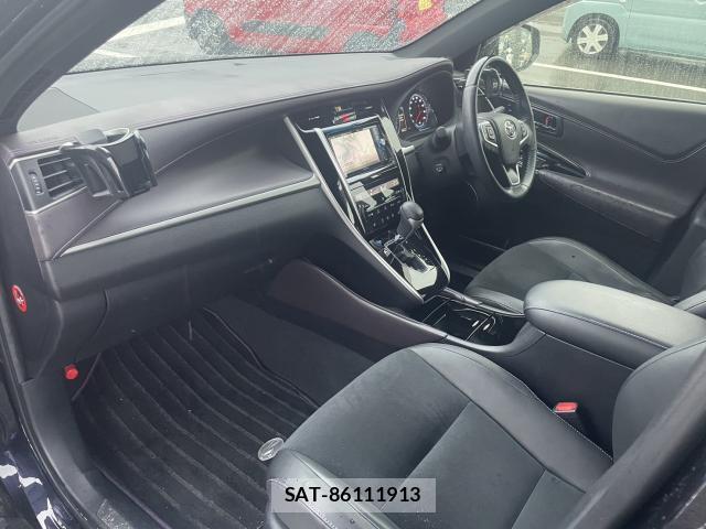 Toyota HARRIER 2015-08 8769437-19