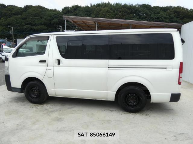 Toyota HIACE VAN 2015-07 8768791-10
