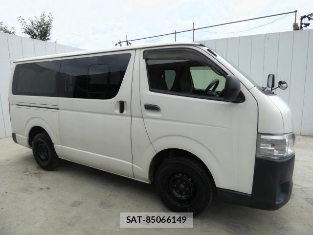 Toyota HIACE VAN 2015-07 8768791-11