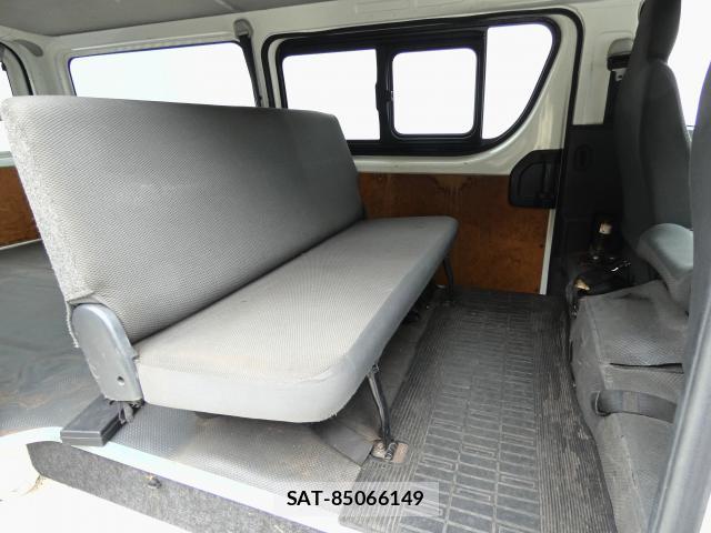 Toyota HIACE VAN 2015-07 8768791-18