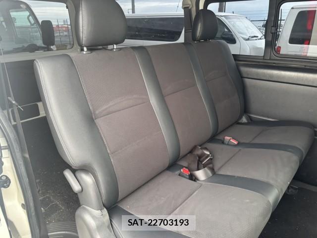 Toyota HIACE VAN 2016-08 8768917-6