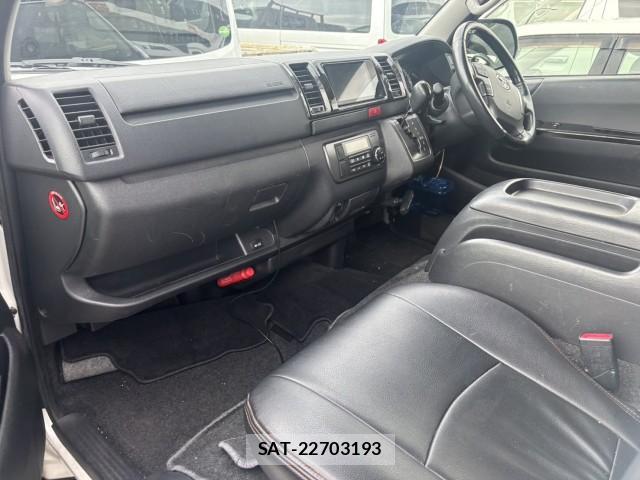Toyota HIACE VAN 2016-08 8768917-7
