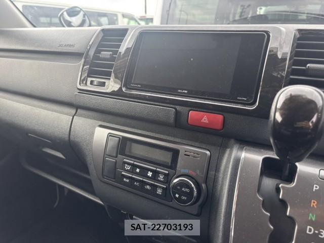 Toyota HIACE VAN 2016-08 8768917-9