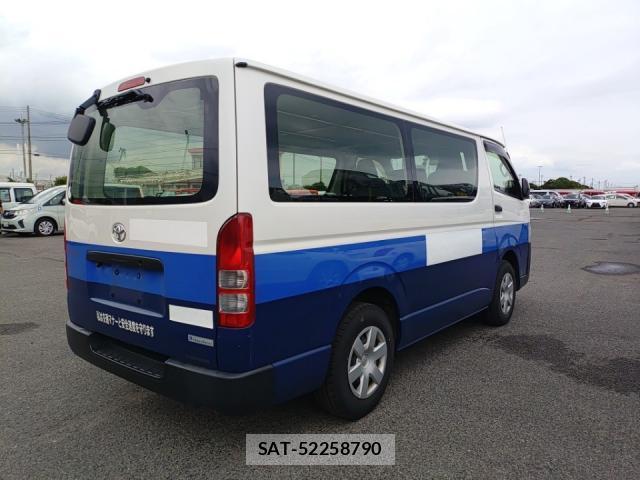 Toyota HIACE VAN 2021-08 8768980-2