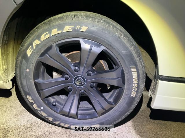 Toyota HIACE VAN 2022-01 8769142-13