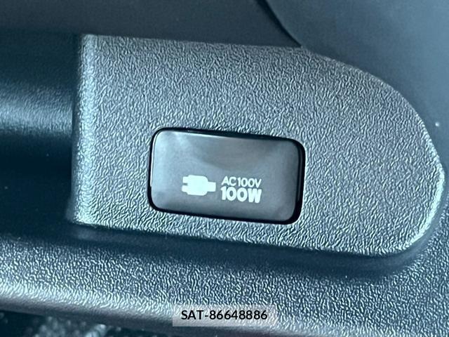 Toyota HIACE VAN 2025-08 8769957-2