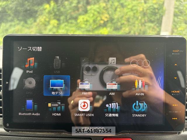 Toyota HIACE VAN 2023-02 8769974-11