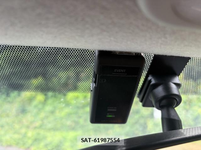 Toyota HIACE VAN 2023-02 8769974-13