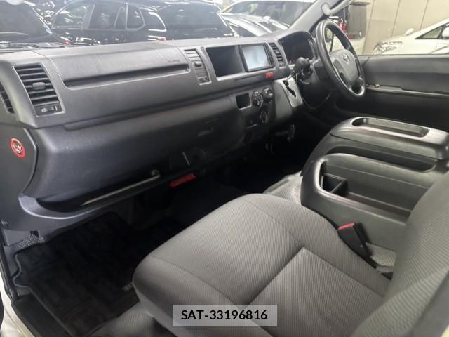 Toyota HIACE WAGON 2016-02 8768916-6