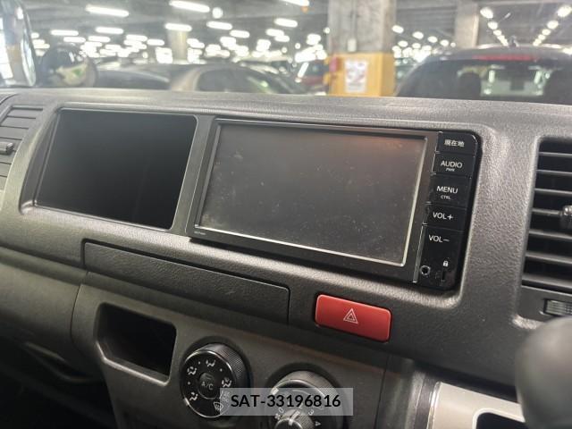 Toyota HIACE WAGON 2016-02 8768916-9