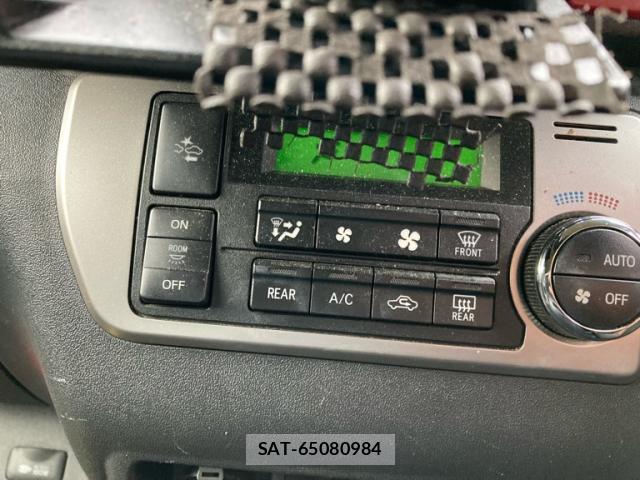 Toyota HIACE WAGON 2020-03 8769141-14