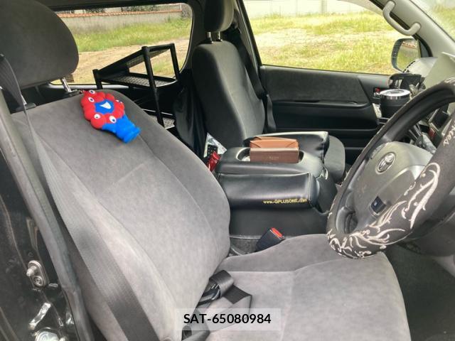 Toyota HIACE WAGON 2020-03 8769141-4