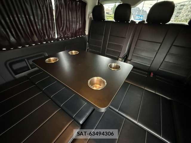 Toyota HIACE WAGON 2019-04 8769978-12