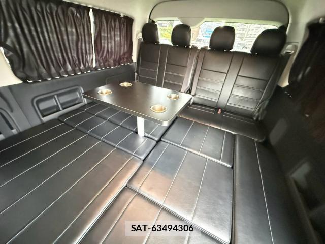 Toyota HIACE WAGON 2019-04 8769978-16