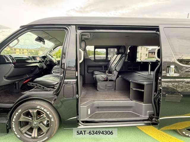 Toyota HIACE WAGON 2019-04 8769978-5
