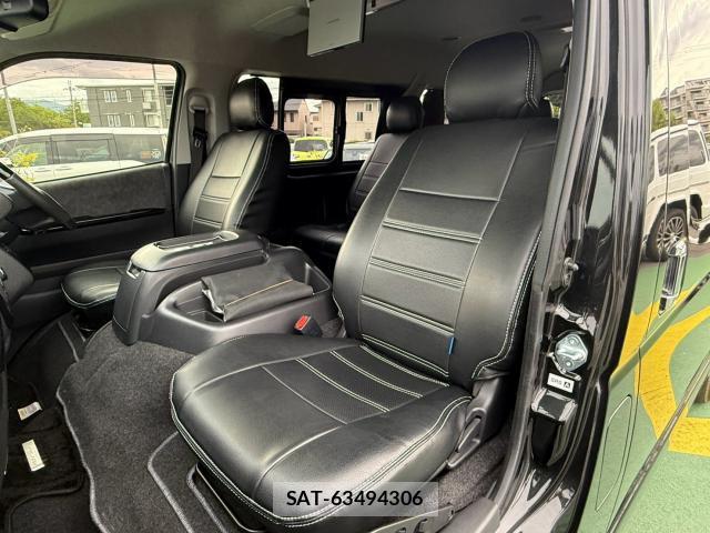 Toyota HIACE WAGON 2019-04 8769978-6